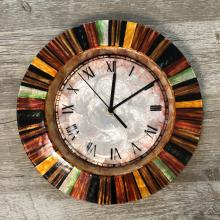 Eangee Multicolor Clock